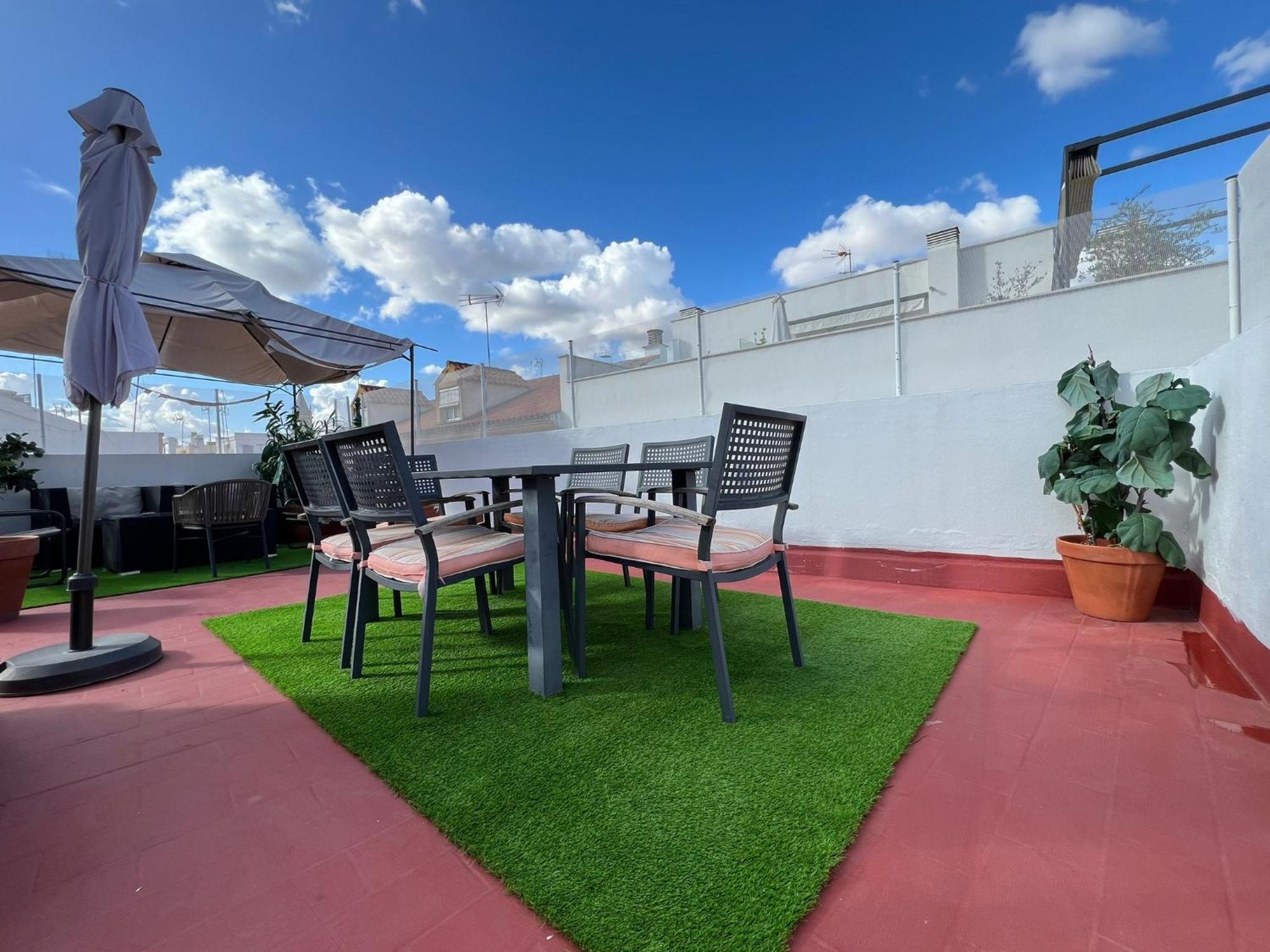 Apartamento Penthouse Con Terraza- 2D 2B- Triana Sevilla Exterior foto